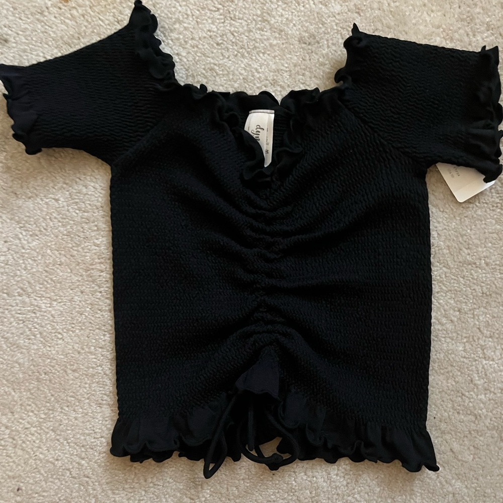 black cute tee